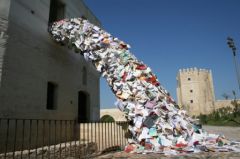 alicia-martin-streaming-book-installation-3.jpg, mai 2012 alicia-martin-streaming-book-installation-3.jpg